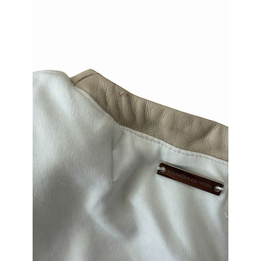 Maniere De Voir White Faux Leather‎ Sleeveless Crop Top Vest Size 8 Beige Trim - Picture 7 of 8